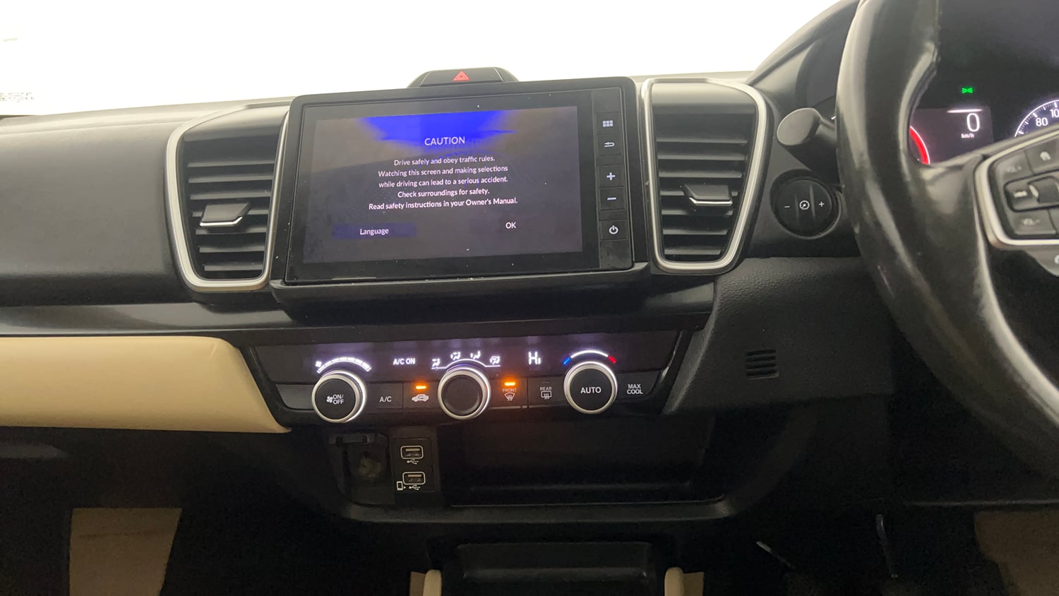 Used 2022 Honda City VX Diesel Diesel Manual interior MUSIC SYSTEM & AC CONTROL VIEW