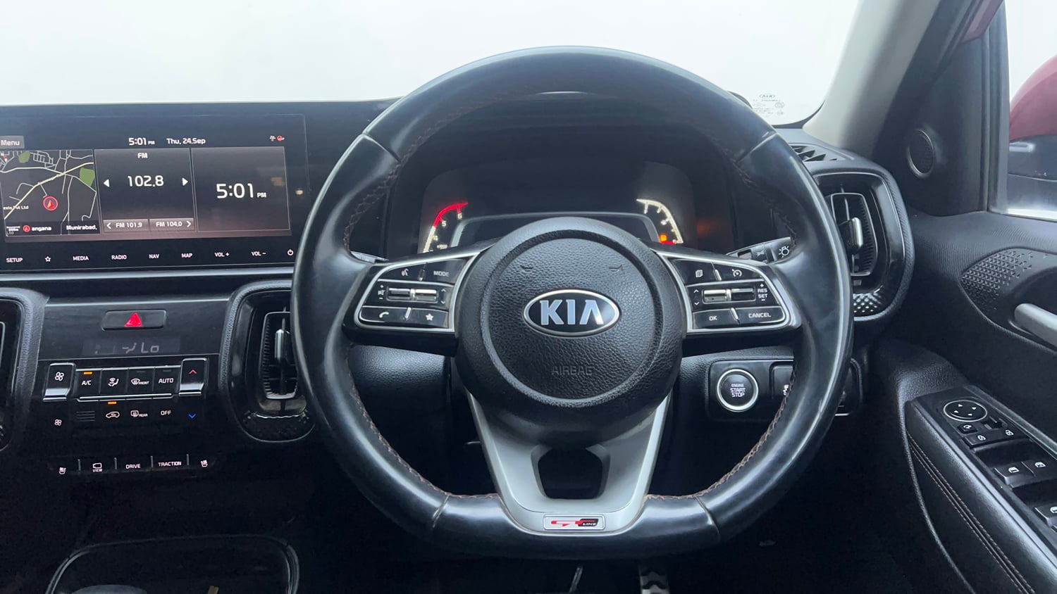 Used 2020 Kia Sonet GTX Plus 1.5 AT Diesel Automatic interior STEERING VIEW