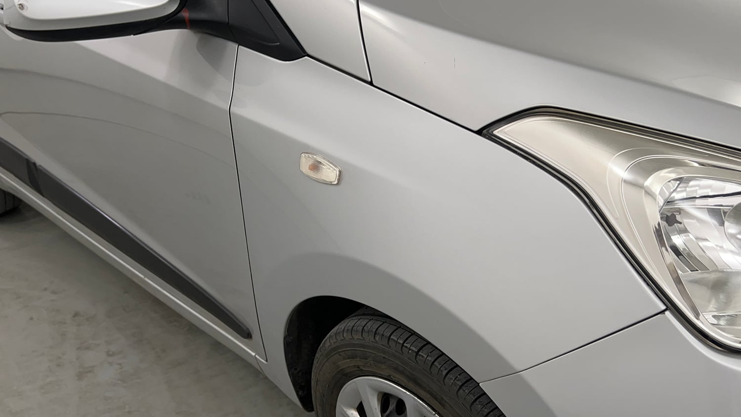Used 2017 Hyundai Grand i10 Sportz 1.2 Kappa VTVT Petrol Manual dents MINOR DENT