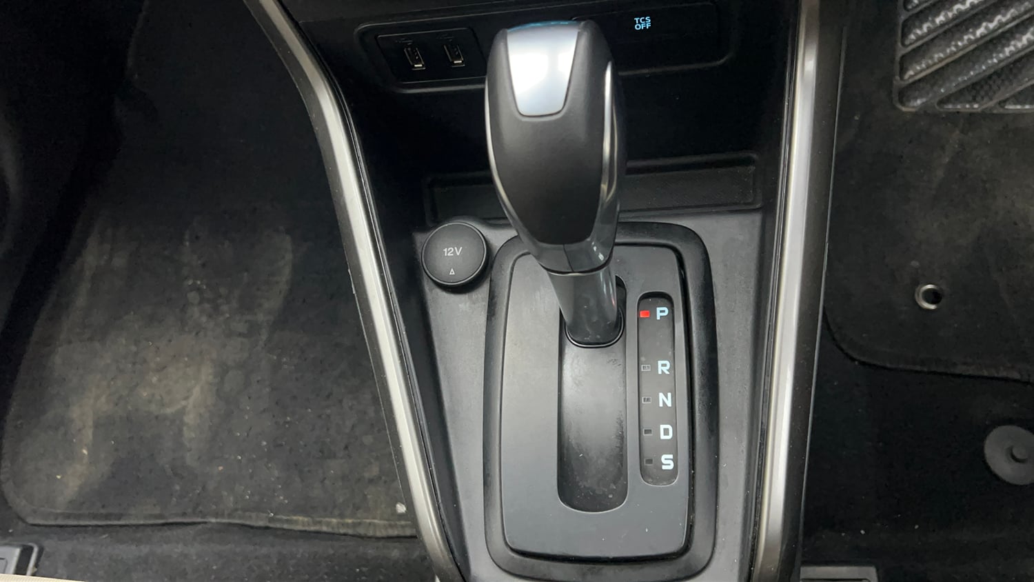 Used 2021 Ford EcoSport Titanium Plus 1.5L Ti-VCT AT Petrol Automatic interior GEAR  KNOB VIEW