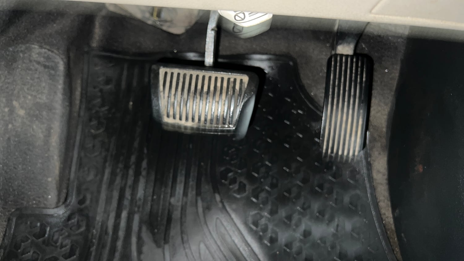 Used 2019 Hyundai Verna SX Plus 1.6 VTVT AT Petrol Automatic interior PEDALS VIEW