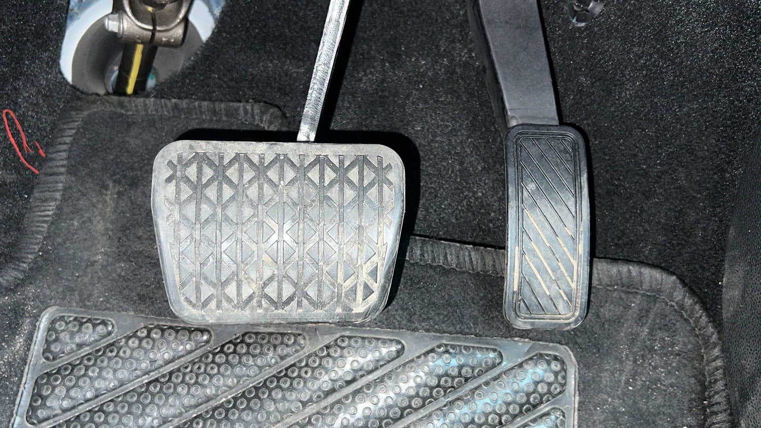 Used 2021 Ford EcoSport Titanium Plus 1.5L Ti-VCT AT Petrol Automatic interior PEDALS VIEW