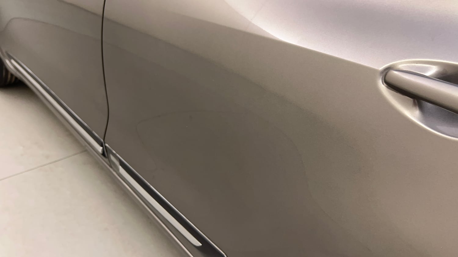 Used 2022 Maruti Suzuki Dzire ZXi Plus AGS Petrol Automatic dents MINOR SCRATCH
