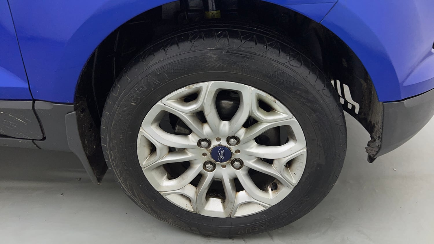 Used 2014 Ford EcoSport Titanium 1.5 Ti-VCT AT Petrol Automatic tyres RIGHT FRONT TYRE RIM VIEW