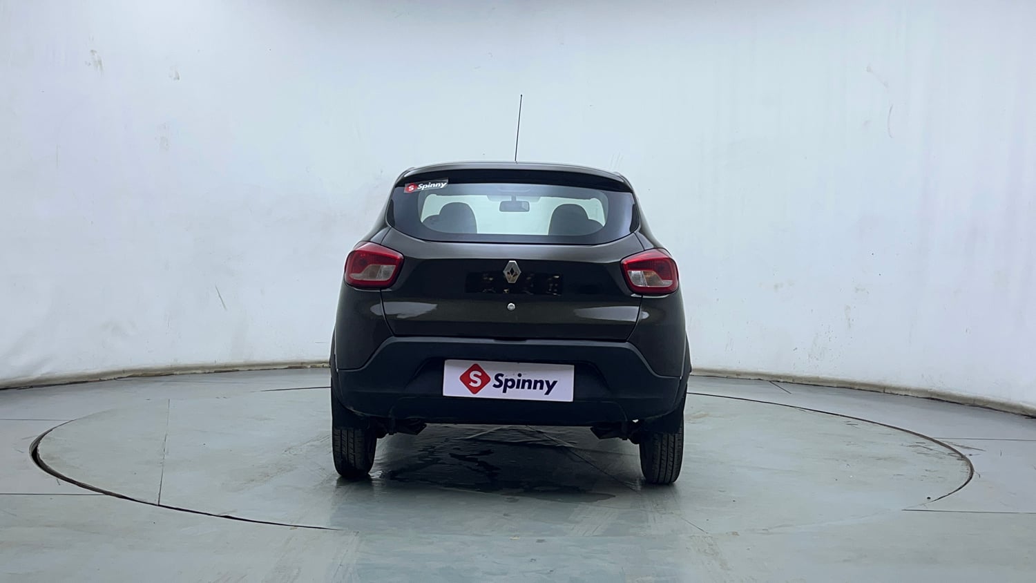 Used 2016 Renault Kwid RXT Petrol Manual exterior BACK VIEW