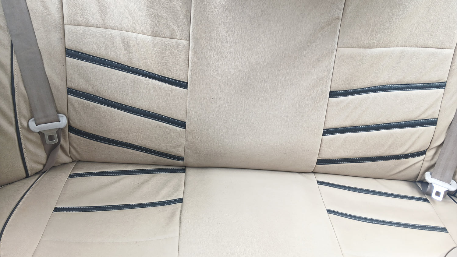 Used 2013 Maruti Suzuki Swift Dzire LXI Petrol Manual interior REAR SEAT CONDITION VIEW