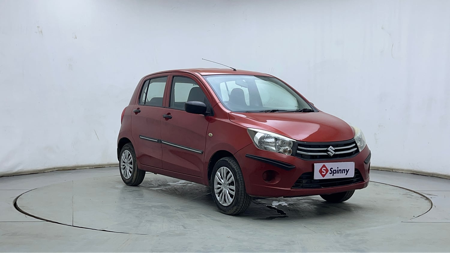 Used 2014 Maruti Suzuki Celerio VXi Petrol Manual exterior RIGHT FRONT CORNER VIEW