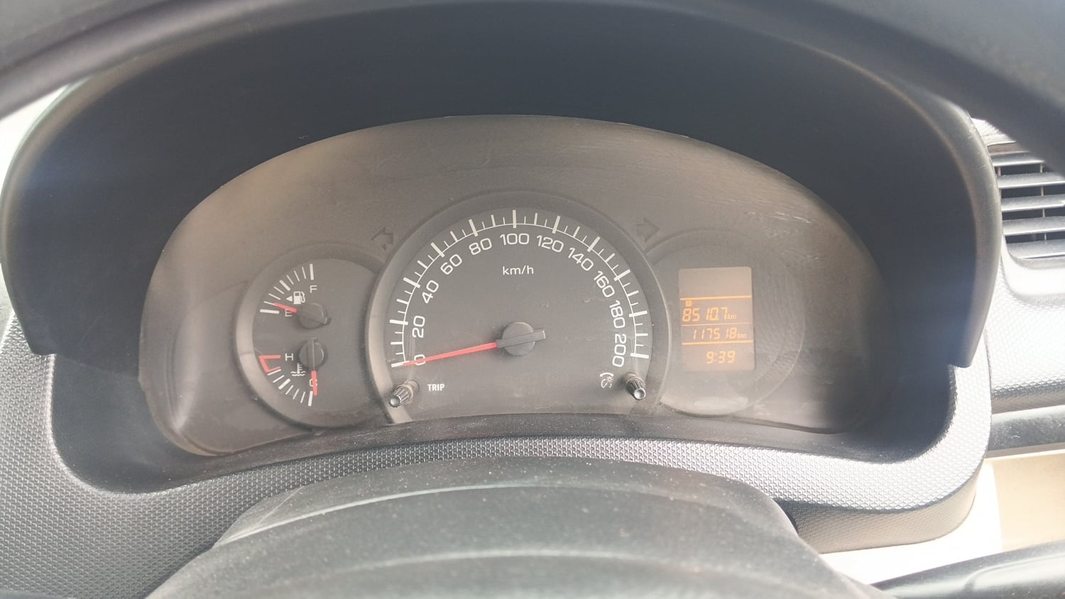 Used 2013 Maruti Suzuki Swift Dzire LXI Petrol Manual interior CLUSTERMETER VIEW