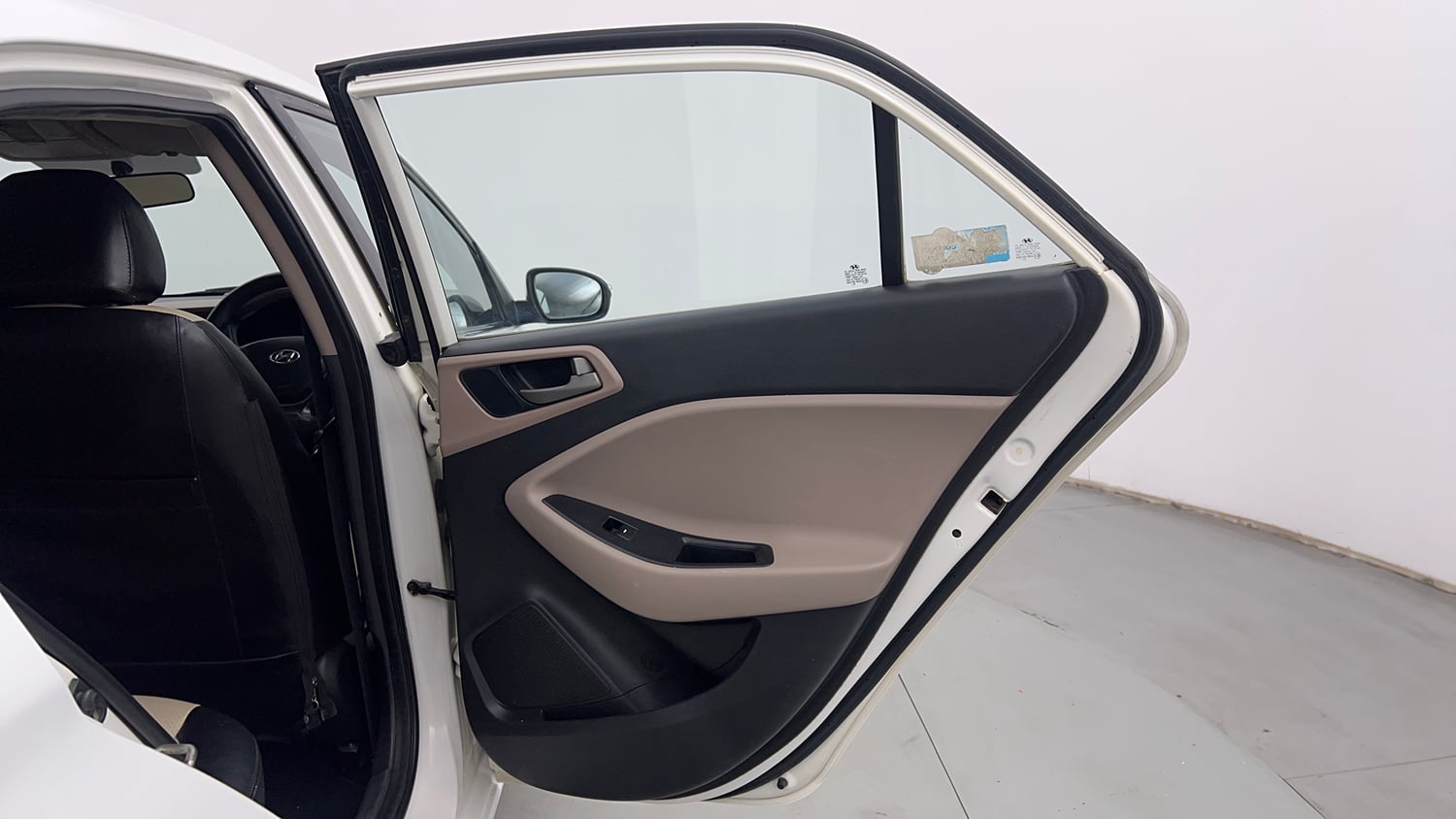 Used 2018 Hyundai Elite i20 Asta 1.4 CRDI (O) Diesel Manual interior RIGHT REAR DOOR OPEN VIEW