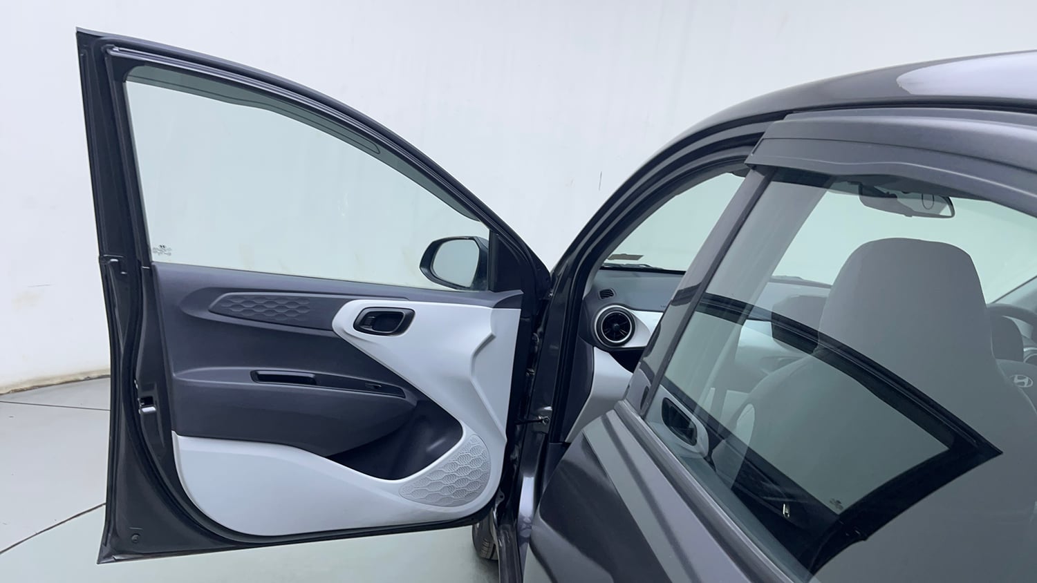 Used 2024 Hyundai Grand i10 Nios Magna 1.2 Kappa Petrol Manual interior LEFT FRONT DOOR OPEN VIEW