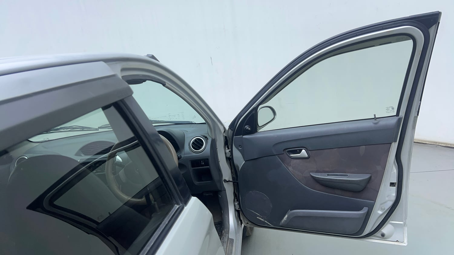 Used 2014 Maruti Suzuki Alto 800 Lxi Petrol Manual interior RIGHT FRONT DOOR OPEN VIEW