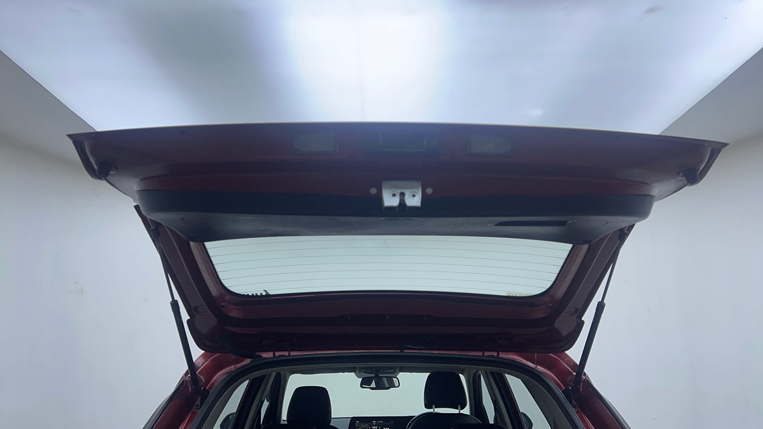 Used 2020 Kia Sonet GTX Plus 1.5 AT Diesel Automatic interior DICKY DOOR OPEN VIEW