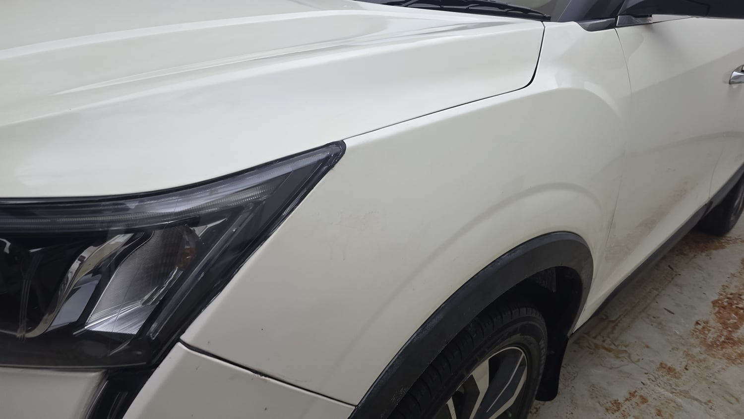 Used 2020 Mahindra XUV 300 W8 (O) 1.5 Diesel Diesel Manual dents MINOR SCRATCH