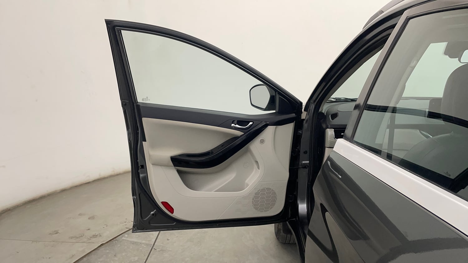 Used 2022 Tata Nexon XZA Plus (O) Petrol Automatic interior LEFT FRONT DOOR OPEN VIEW