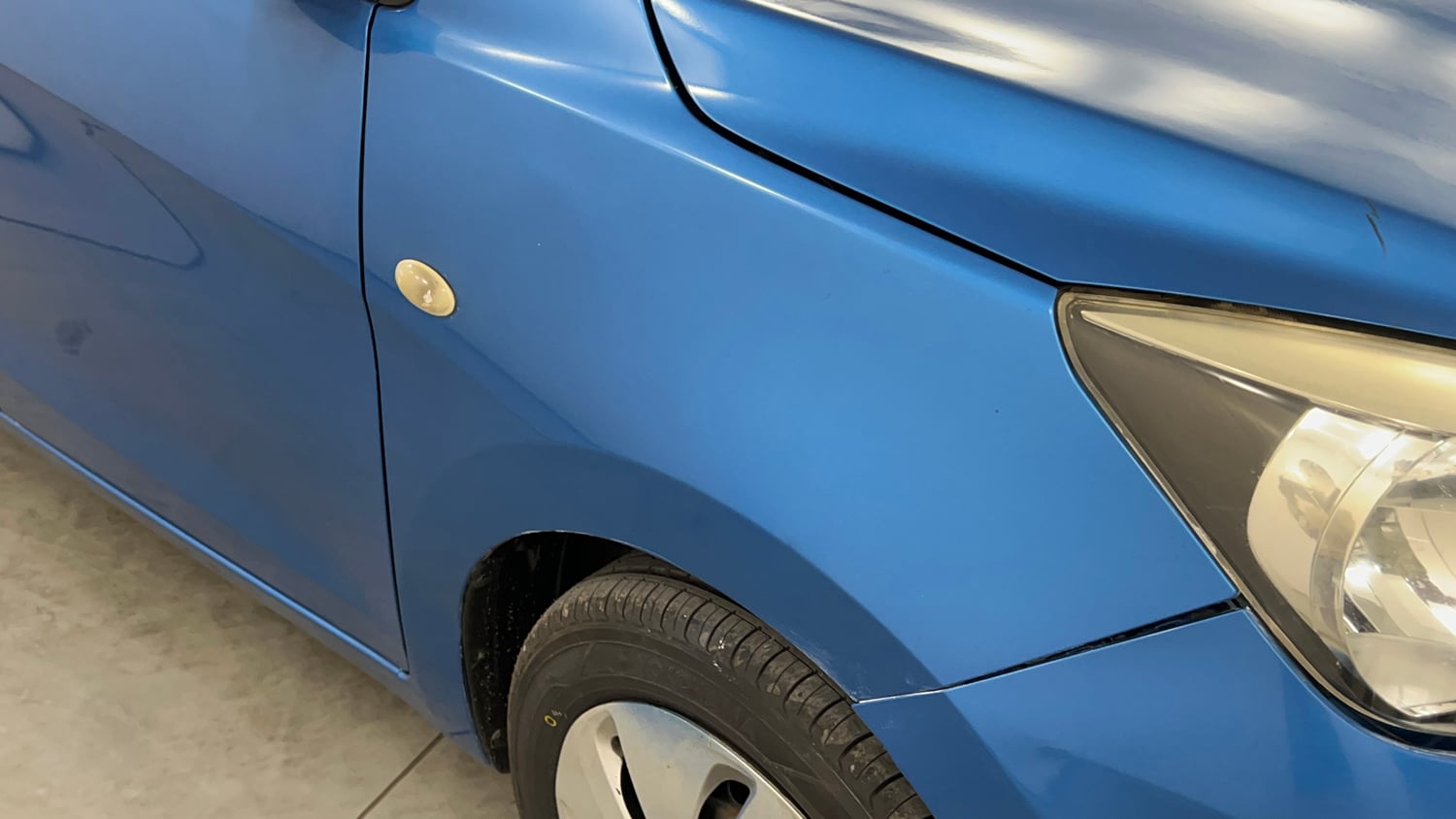 Used 2014 Maruti Suzuki Celerio VXi AMT Petrol Automatic dents MINOR SCRATCH