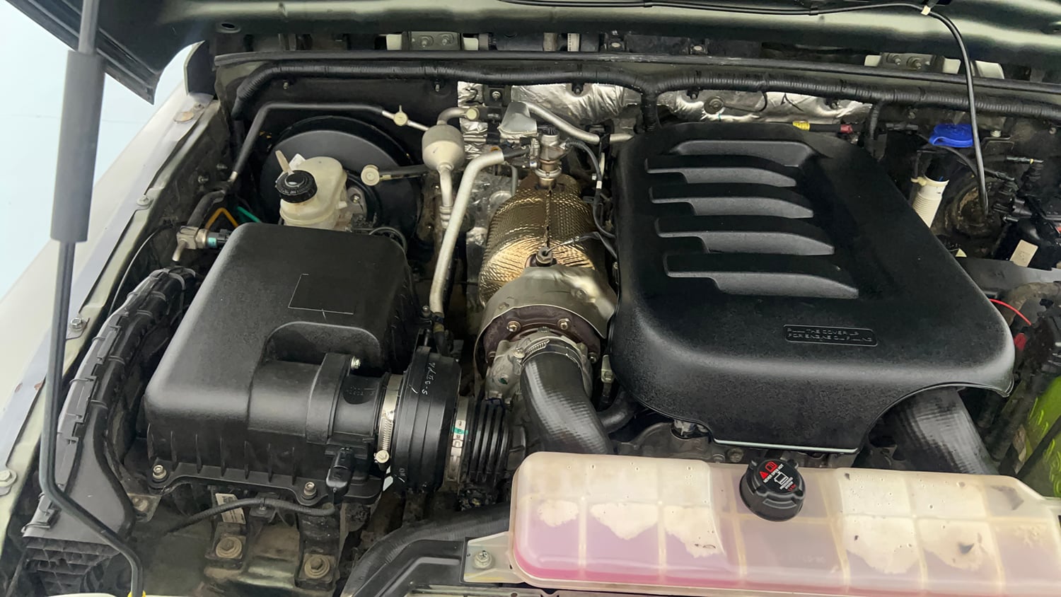 Used 2022 mahindra Thar LX Hard Top Diesel AT 4WD Diesel Automatic engine ENGINE RIGHT SIDE VIEW