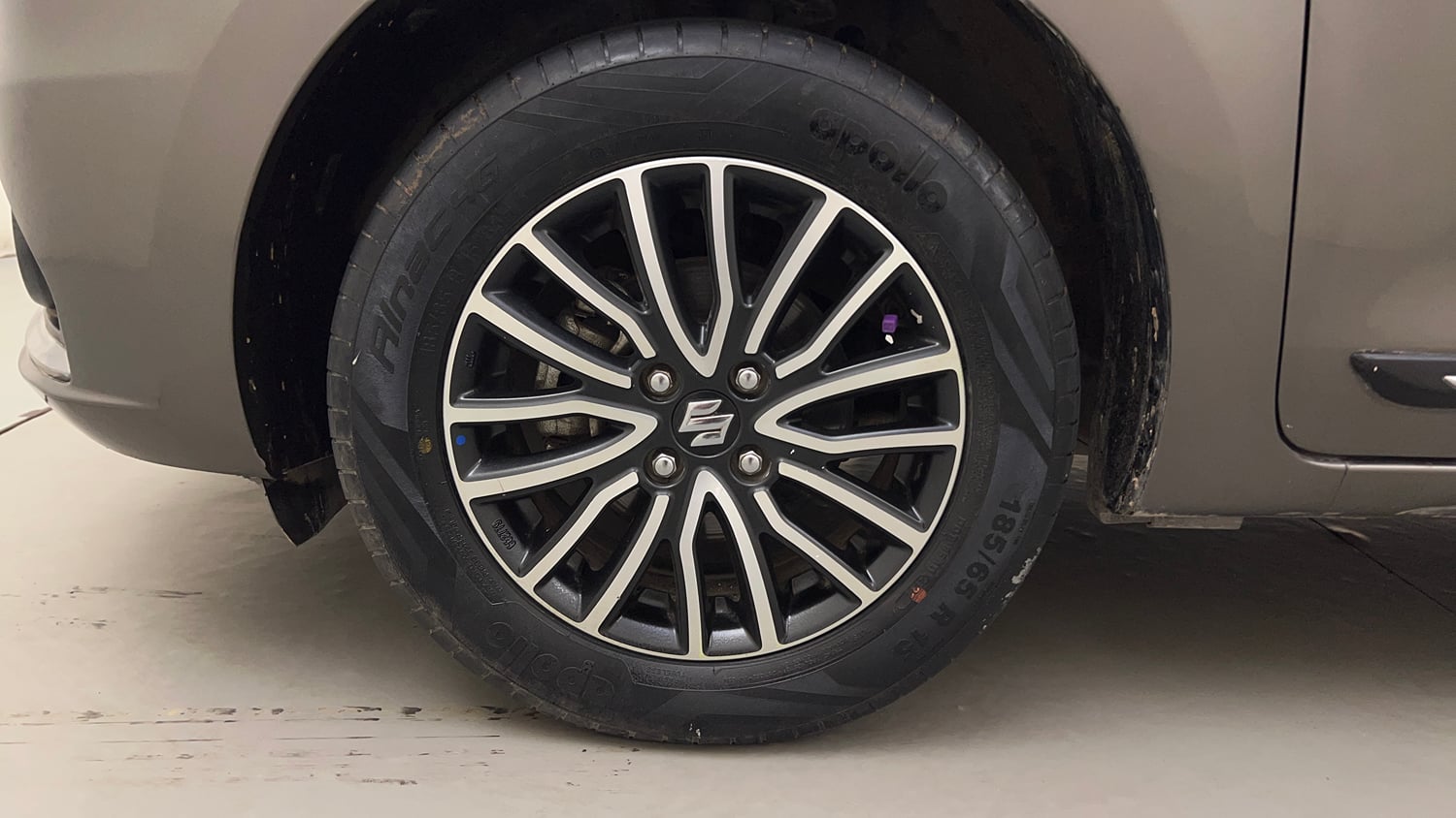 Used 2022 Maruti Suzuki Dzire ZXi Plus AGS Petrol Automatic tyres LEFT FRONT TYRE RIM VIEW