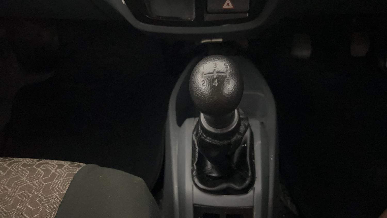 Used 2016 Maruti Suzuki Alto 800 Lxi Petrol Manual interior GEAR  KNOB VIEW