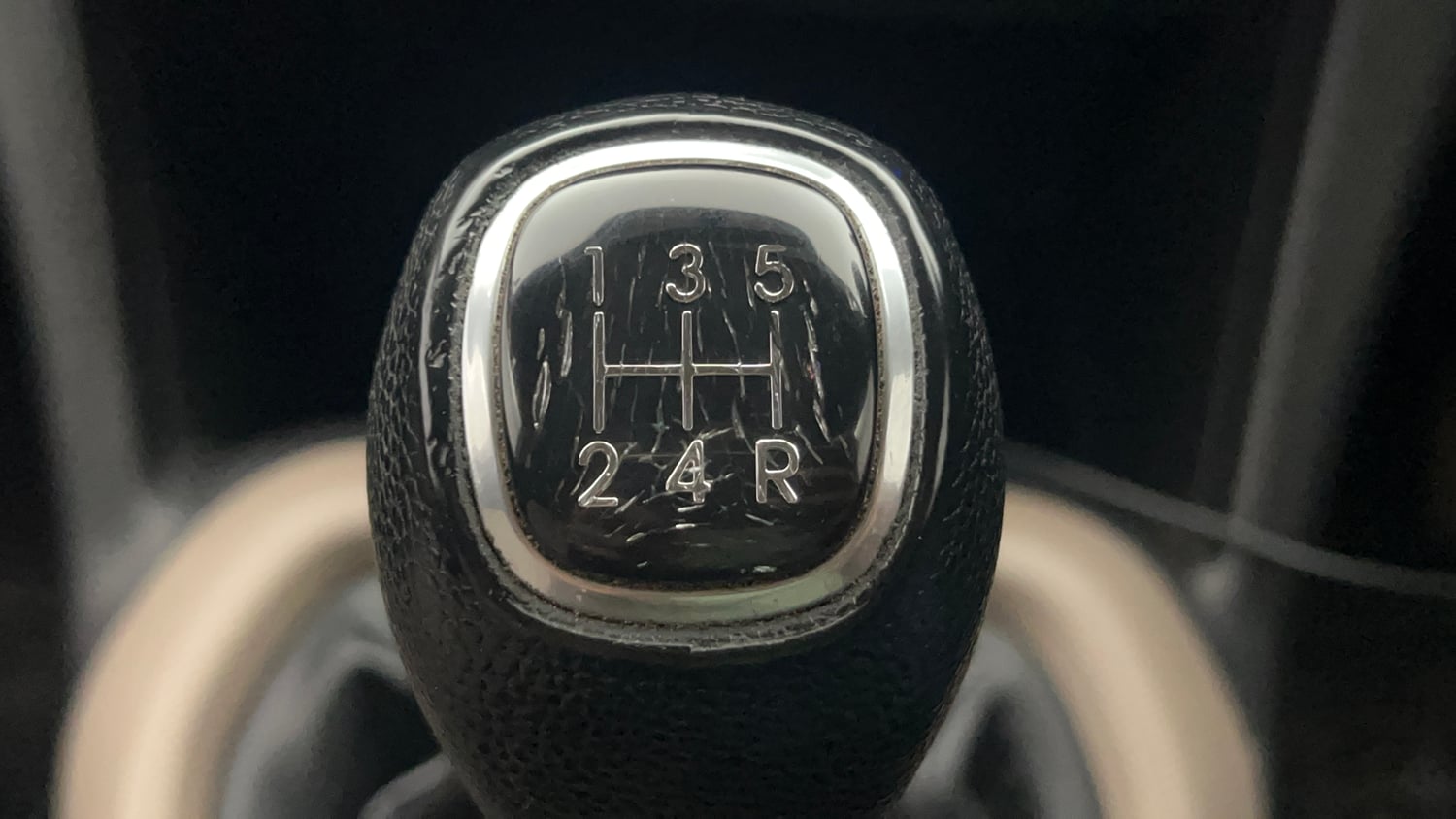 Used 2014 Hyundai Grand i10 Sportz 1.2 Kappa VTVT Petrol Manual interior GEAR  KNOB VIEW