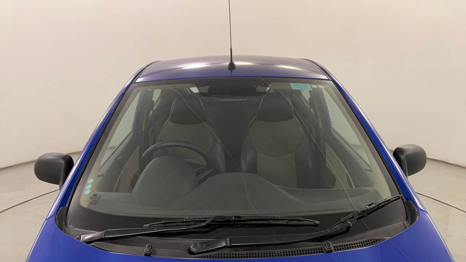 Used 2017 hyundai Eon Magna+ (O) Petrol Manual exterior FRONT WINDSHIELD VIEW