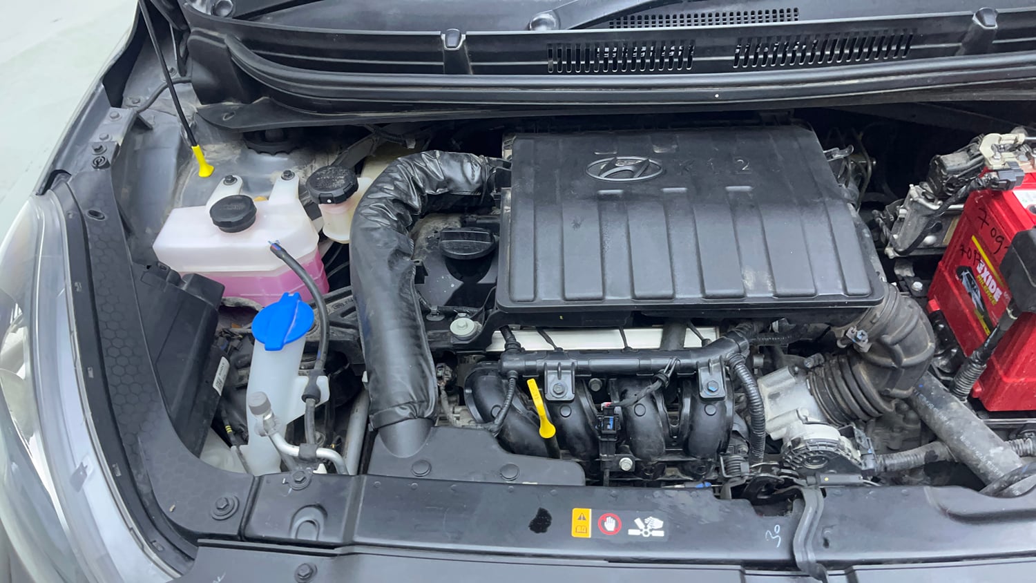 Used 2024 Hyundai Grand i10 Nios Magna 1.2 Kappa Petrol Manual engine ENGINE RIGHT SIDE VIEW