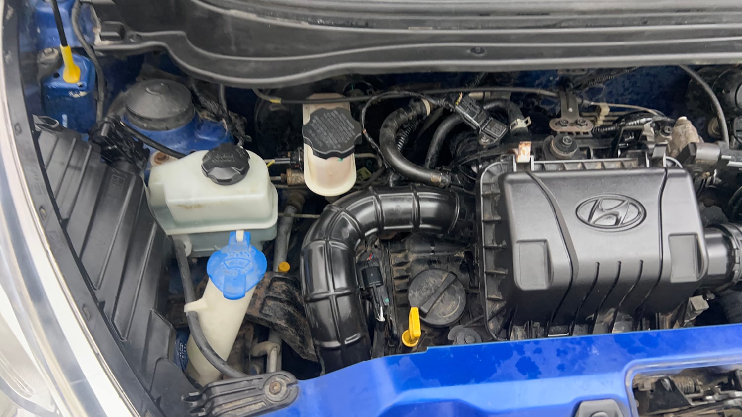 Used 2016 Hyundai Eon Era + AirBag Petrol Manual engine ENGINE RIGHT SIDE VIEW