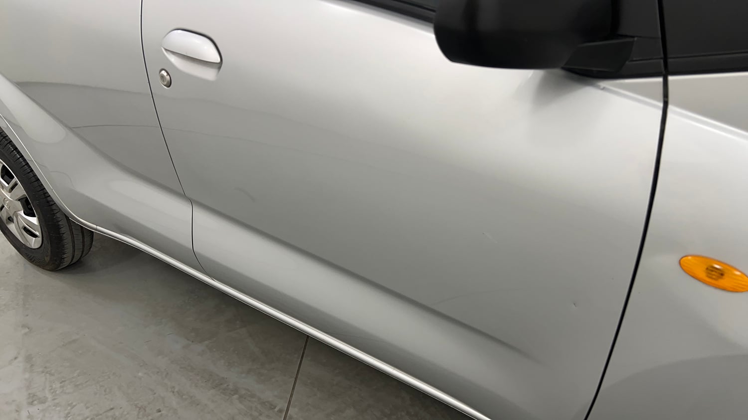 Used 2019 Datsun Redi-GO S 1.0 Petrol Manual dents MINOR SCRATCH