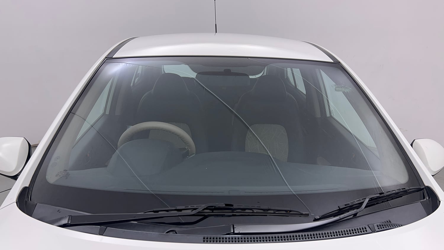 Used 2016 Hyundai Grand i10 Magna 1.2 Kappa VTVT Petrol Manual exterior FRONT WINDSHIELD VIEW