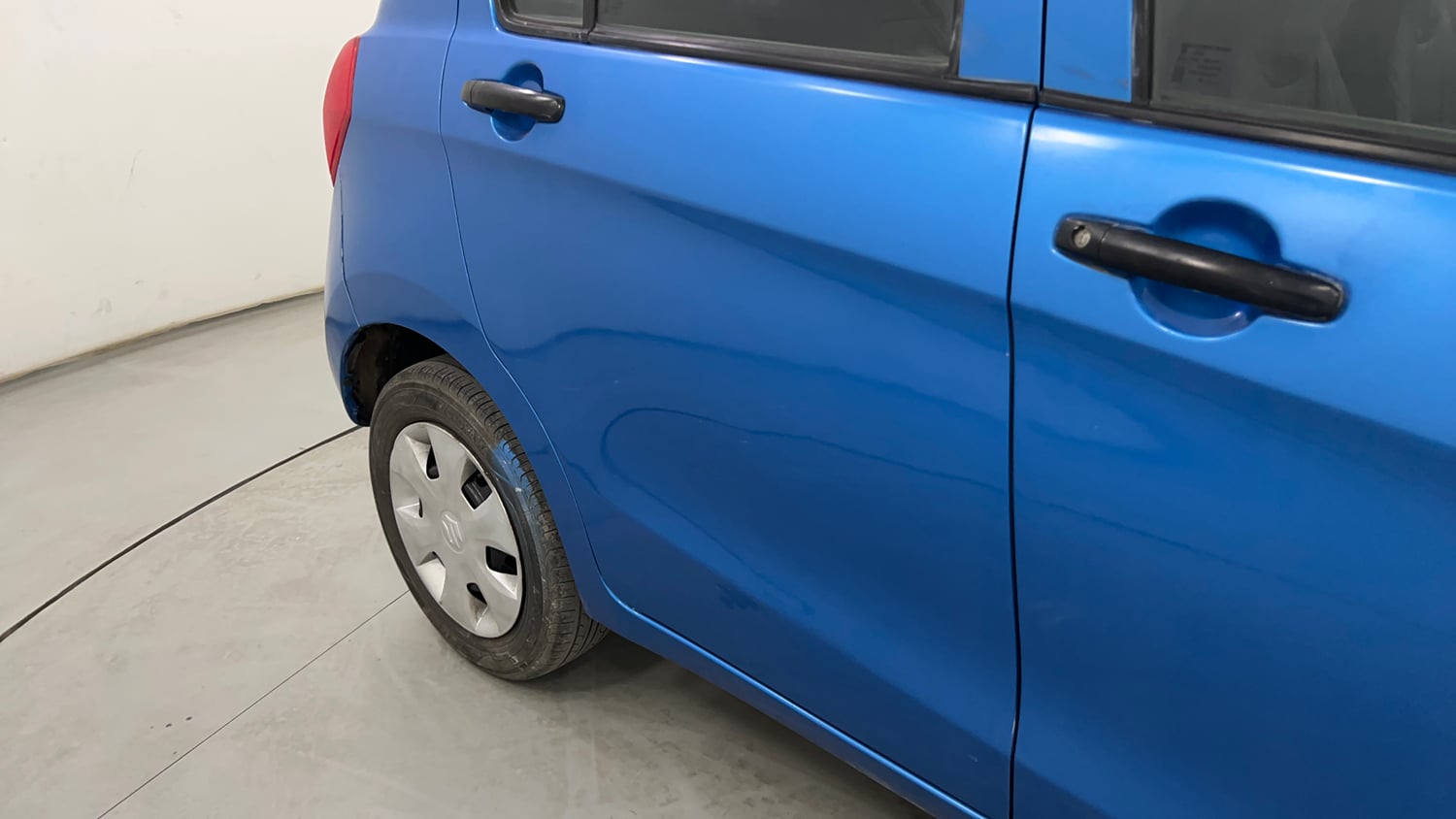 Used 2014 Maruti Suzuki Celerio VXi AMT Petrol Automatic dents MINOR SCRATCH