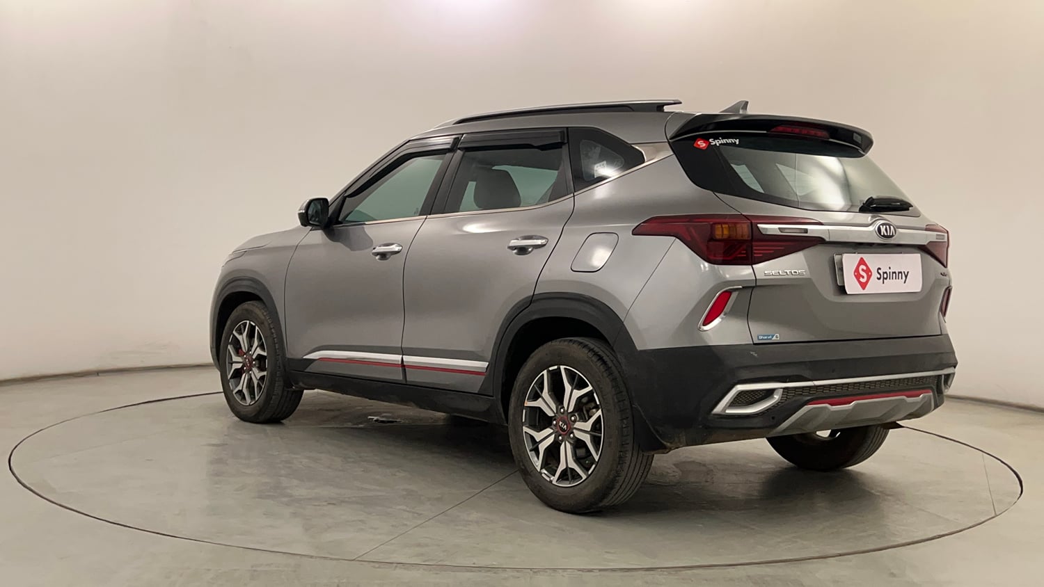 Used 2020 Kia Seltos GTX Plus AT 1.5 Diesel Diesel Automatic exterior LEFT REAR CORNER VIEW