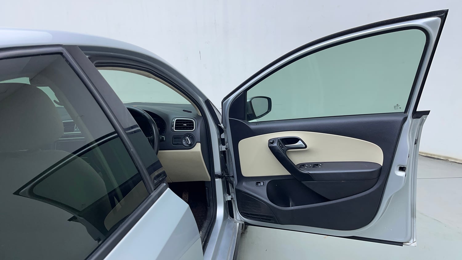 Used 2022 Volkswagen Vento Highline Plus 1.0L TSI Automatic Petrol Automatic interior RIGHT FRONT DOOR OPEN VIEW
