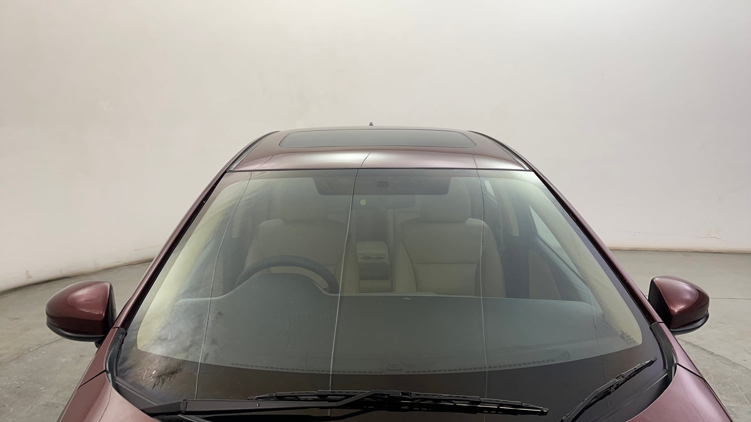 Used 2016 Honda City VX (O) MT Petrol Manual exterior FRONT WINDSHIELD VIEW
