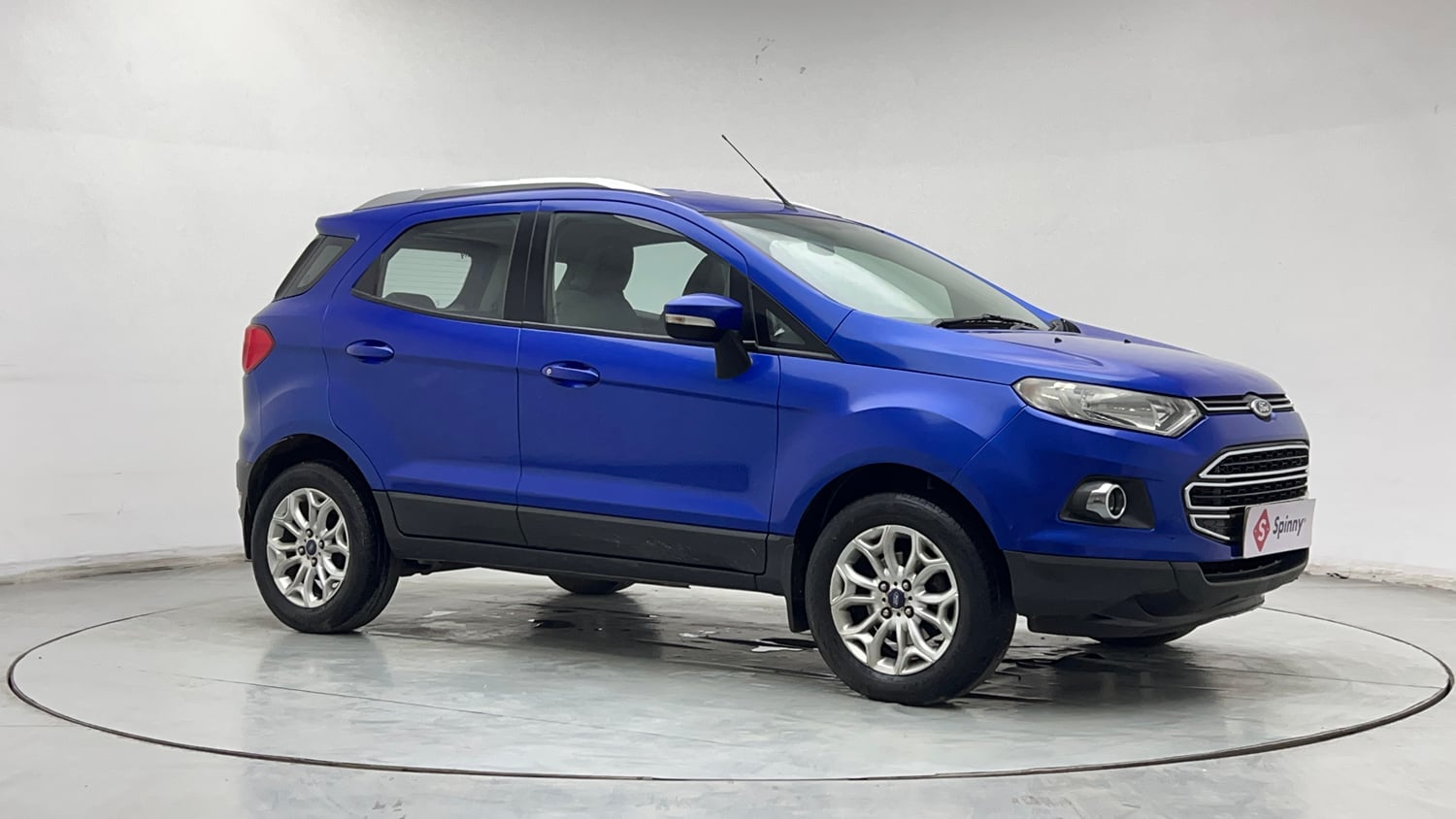 Used 2014 Ford EcoSport Titanium 1.5 Ti-VCT AT Petrol Automatic exterior RIGHT FRONT CORNER VIEW