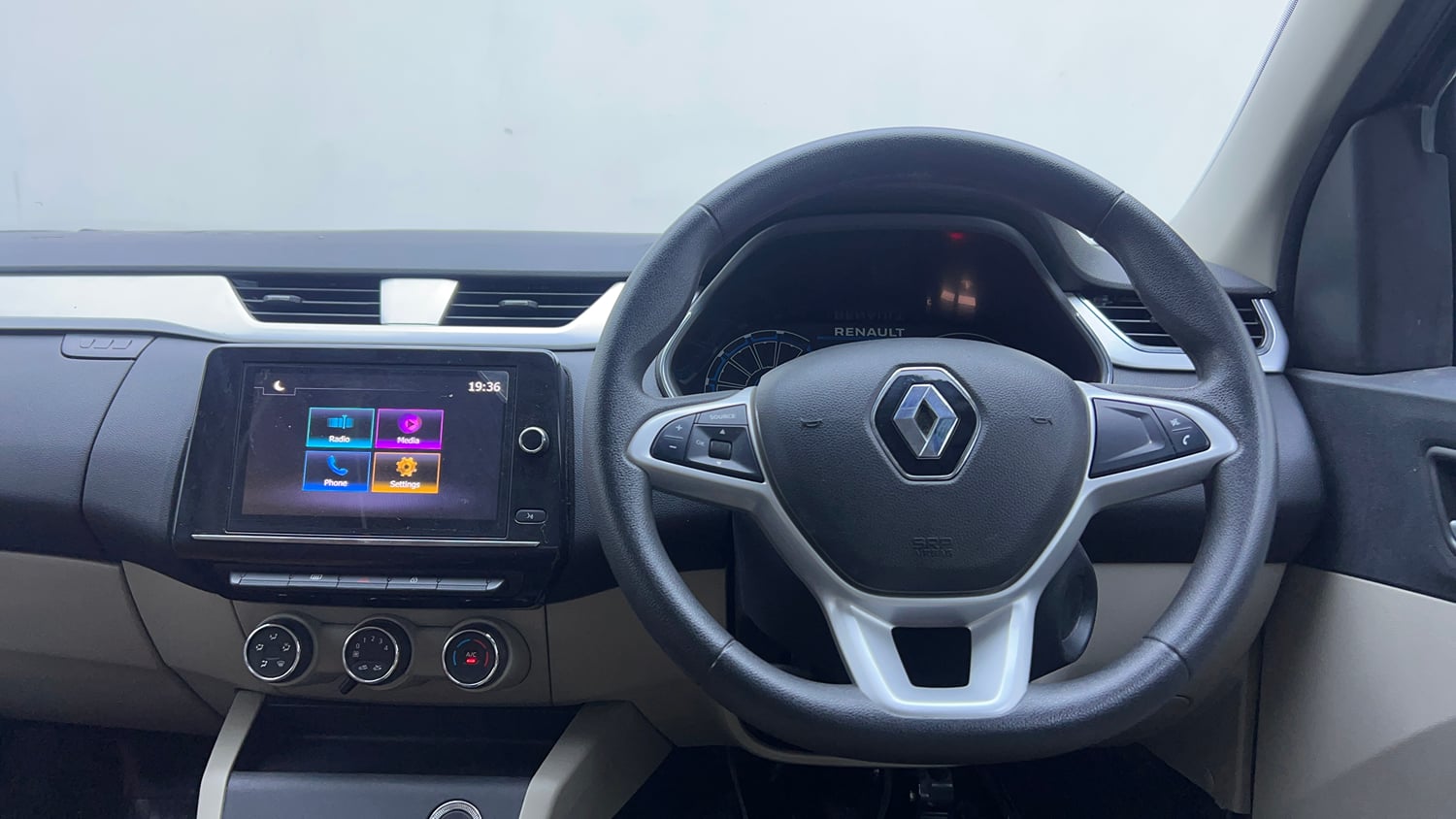 Used 2022 Renault Triber RXZ Petrol Manual interior STEERING VIEW