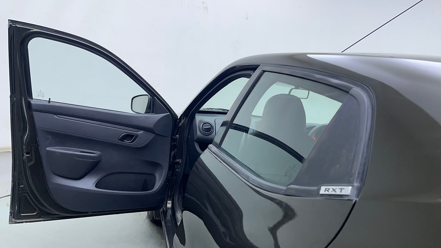 Used 2016 Renault Kwid RXT Petrol Manual interior LEFT FRONT DOOR OPEN VIEW