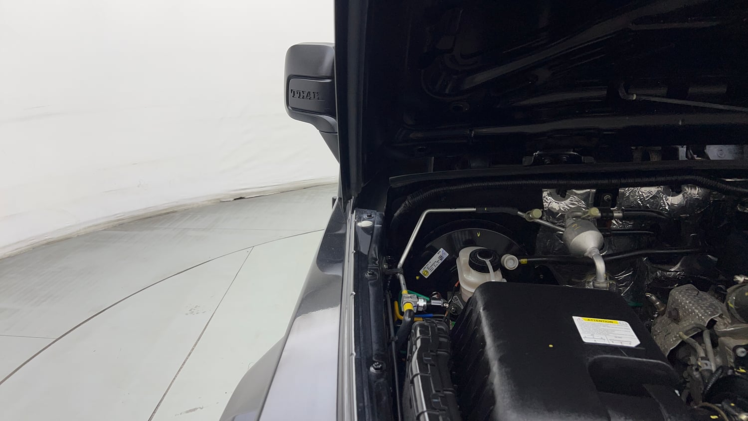 Used 2024 Mahindra Thar LX Hard Top Petrol AT RWD Petrol Automatic engine ENGINE RIGHT SIDE HINGE & APRON VIEW