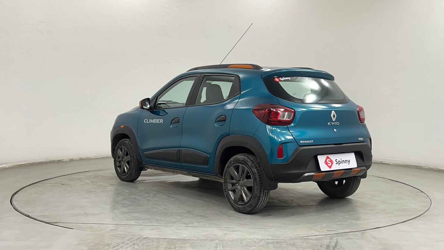 Used 2019 Renault Kwid CLIMBER 1.0 AMT Opt Petrol Automatic exterior LEFT REAR CORNER VIEW