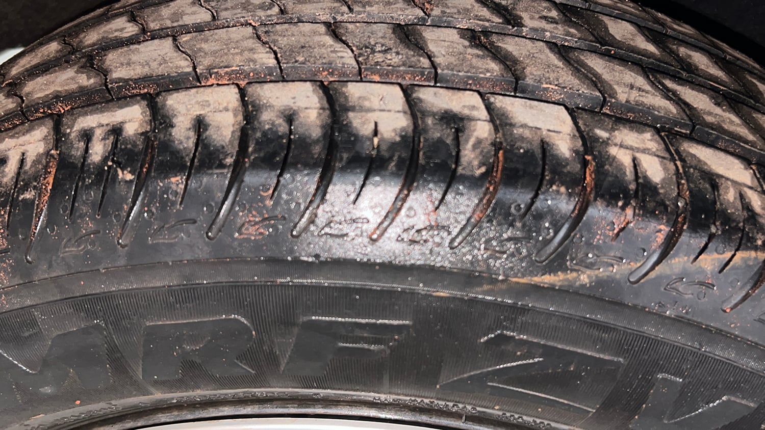 Used 2021 Maruti Suzuki Baleno Delta Petrol Manual tyres RIGHT REAR TYRE TREAD VIEW