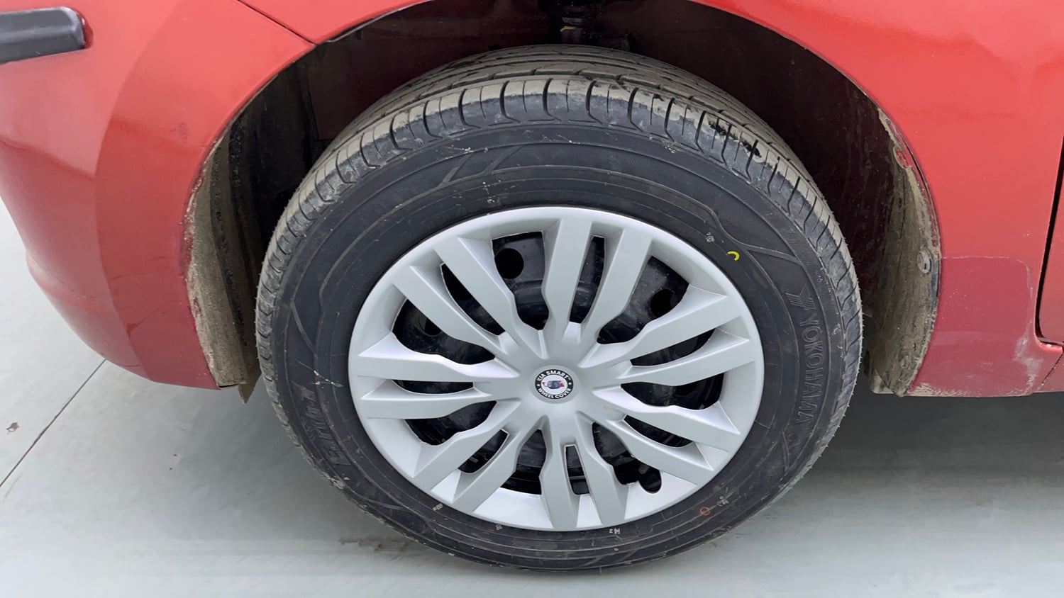 Used 2014 Maruti Suzuki Celerio VXi Petrol Manual tyres LEFT FRONT TYRE RIM VIEW