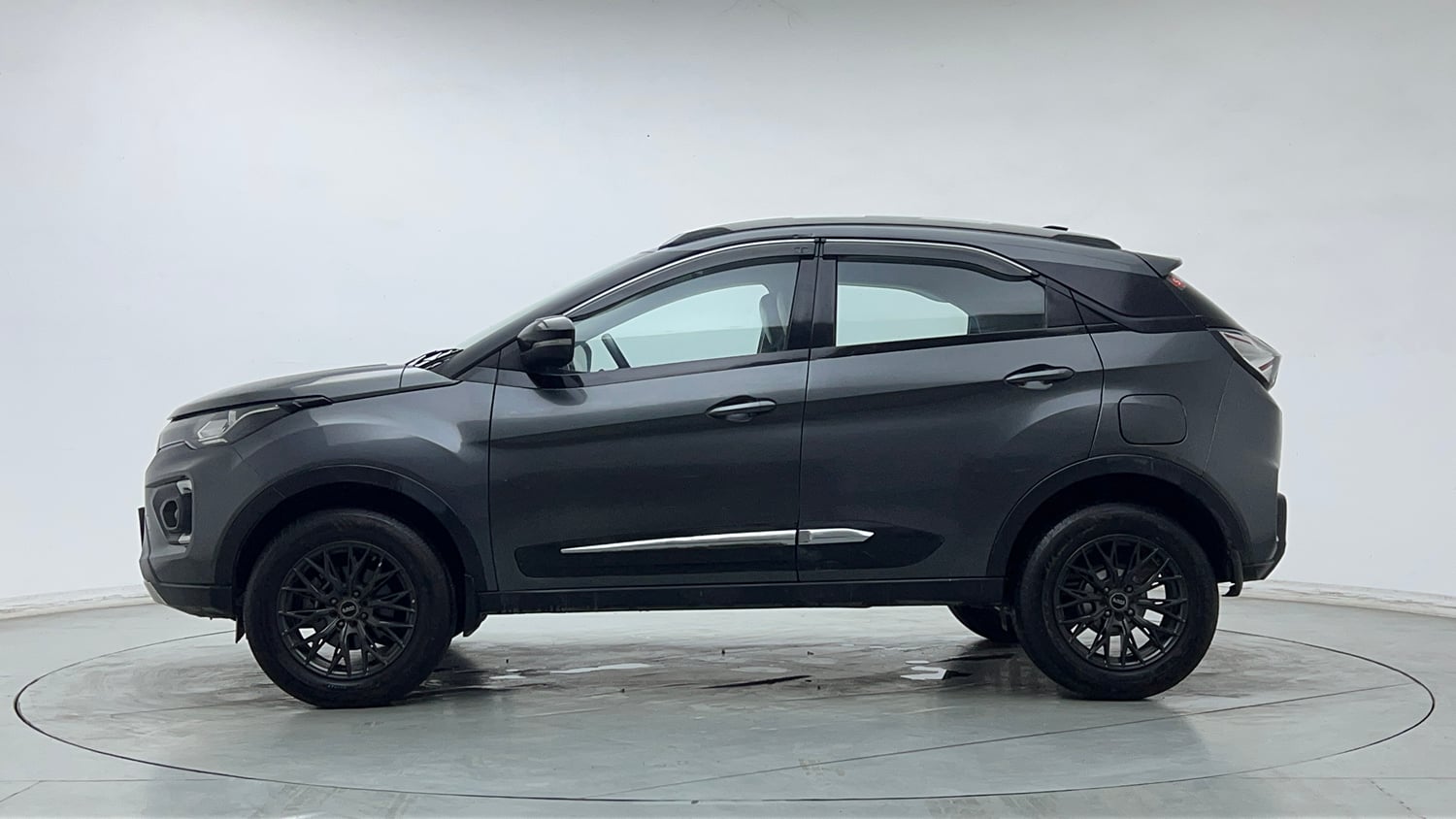 Used 2021 Tata Nexon XZA Plus Petrol Automatic exterior LEFT SIDE VIEW