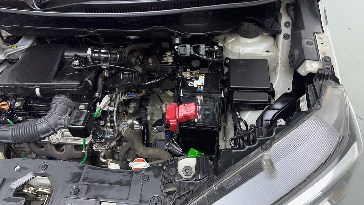 Used 2023 Maruti Suzuki XL6 Zeta AT Petrol Petrol Automatic engine ENGINE LEFT SIDE VIEW