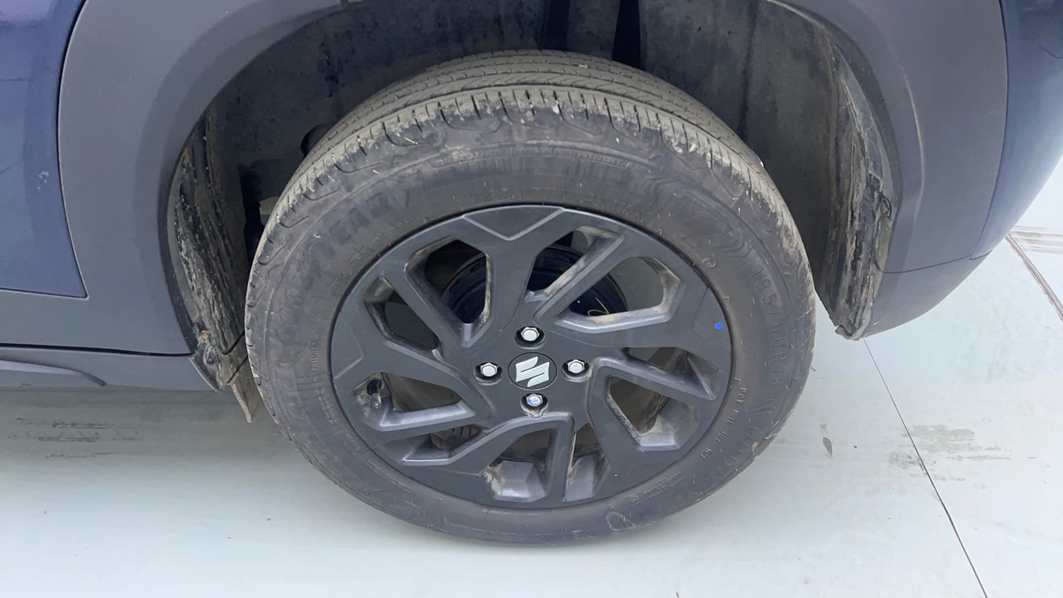 Used 2024 Maruti Suzuki Fronx Delta Plus 1.2L AGS Petrol Automatic tyres LEFT REAR TYRE RIM VIEW