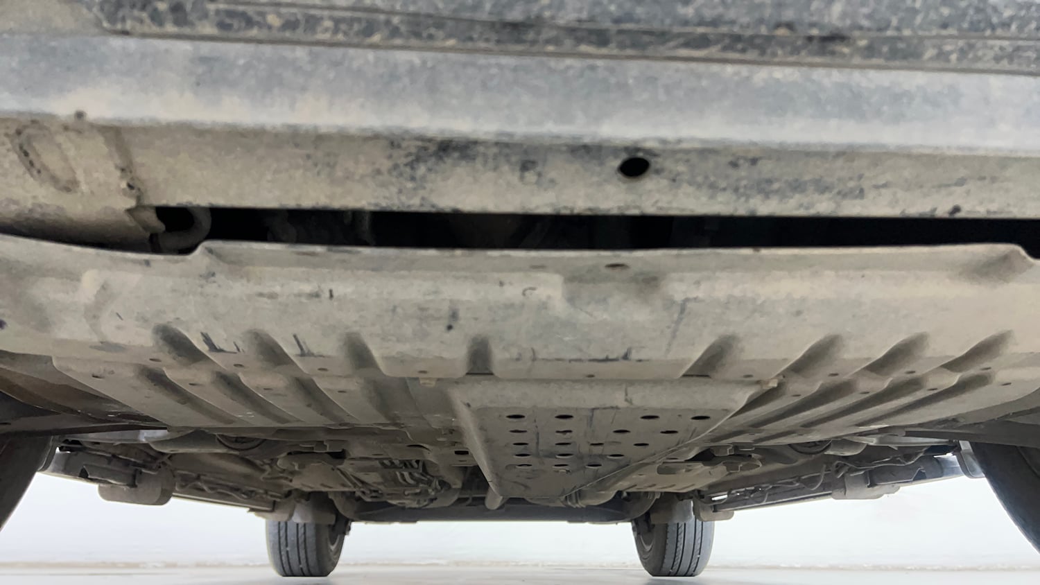 Used 2022 Tata Harrier XZ Plus Dark Edition Diesel Manual extra FRONT LEFT UNDERBODY VIEW