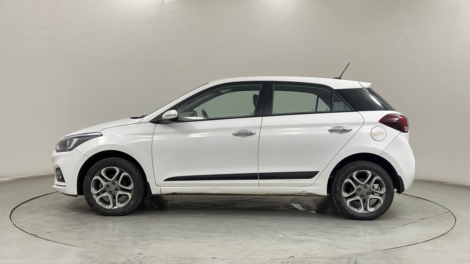 Used 2019 Hyundai Elite i20 Asta 1.2 (O) Petrol Manual exterior LEFT SIDE VIEW