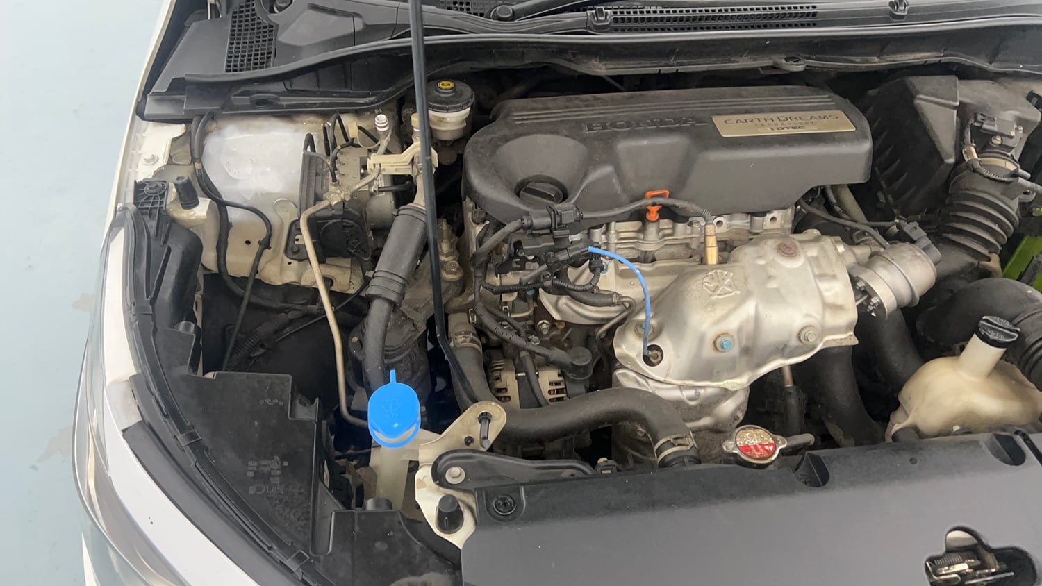 Used 2022 Honda City VX Diesel Diesel Manual engine ENGINE RIGHT SIDE VIEW