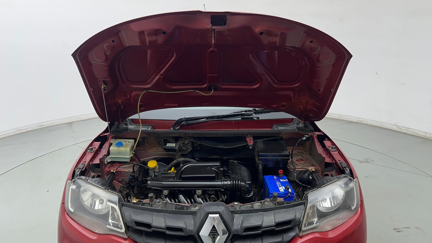 Used 2016 Renault Kwid RXL Petrol Manual engine ENGINE & BONNET OPEN FRONT VIEW