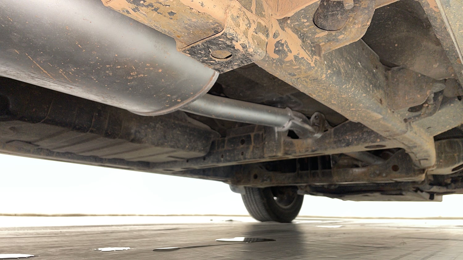 Used 2019 Tata Hexa XTA 4x2 6 STR Diesel Automatic extra REAR RIGHT UNDERBODY VIEW