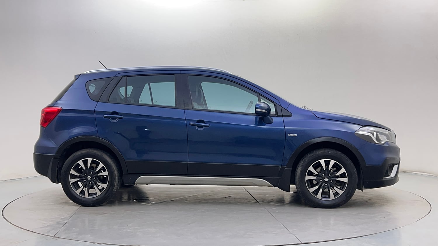 Used 2018 Maruti Suzuki S-Cross Alpha 1.3 Diesel Manual exterior RIGHT SIDE VIEW