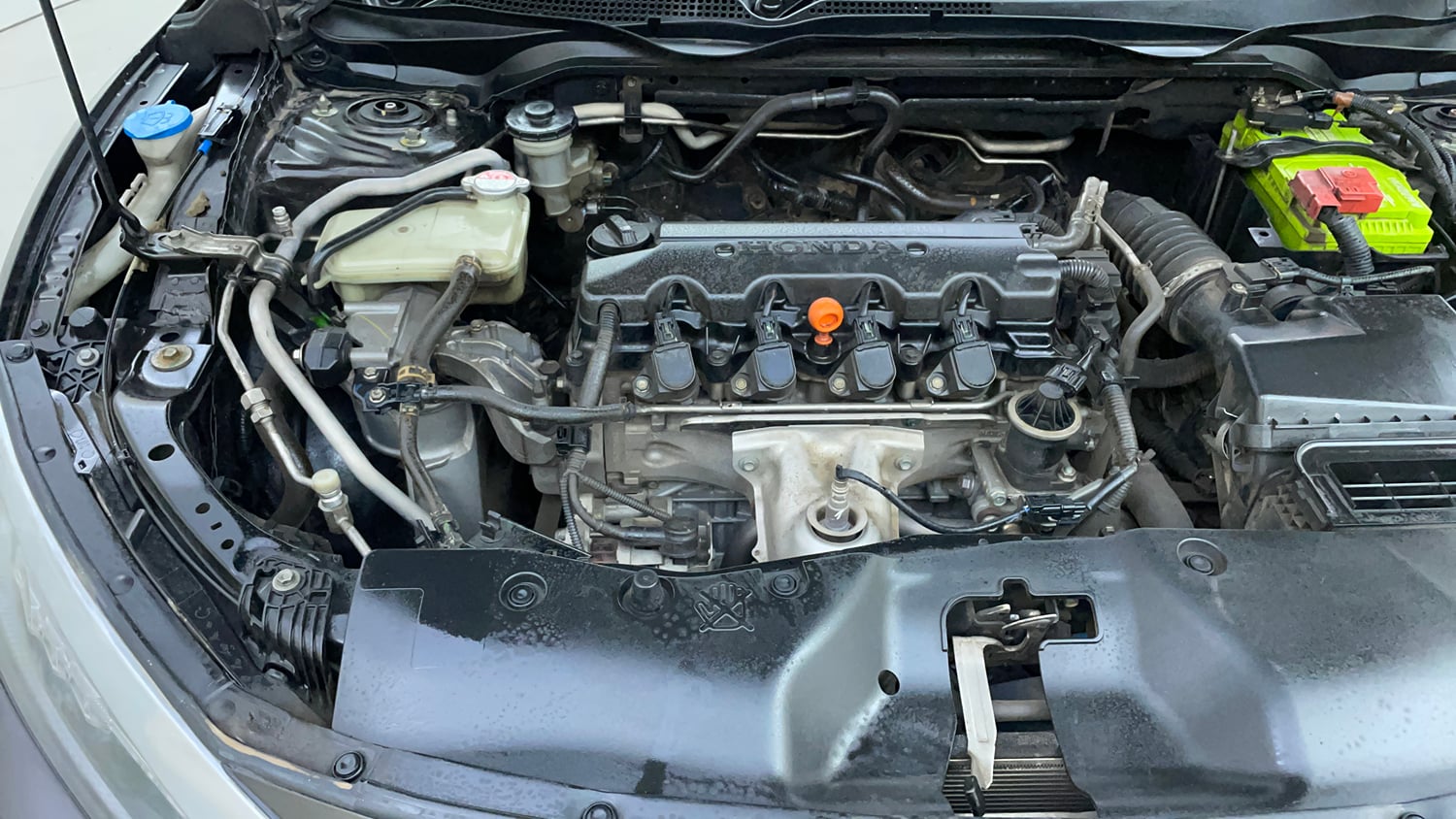 Used 2020 Honda Civic ZX CVT Petrol Petrol Automatic engine ENGINE RIGHT SIDE VIEW