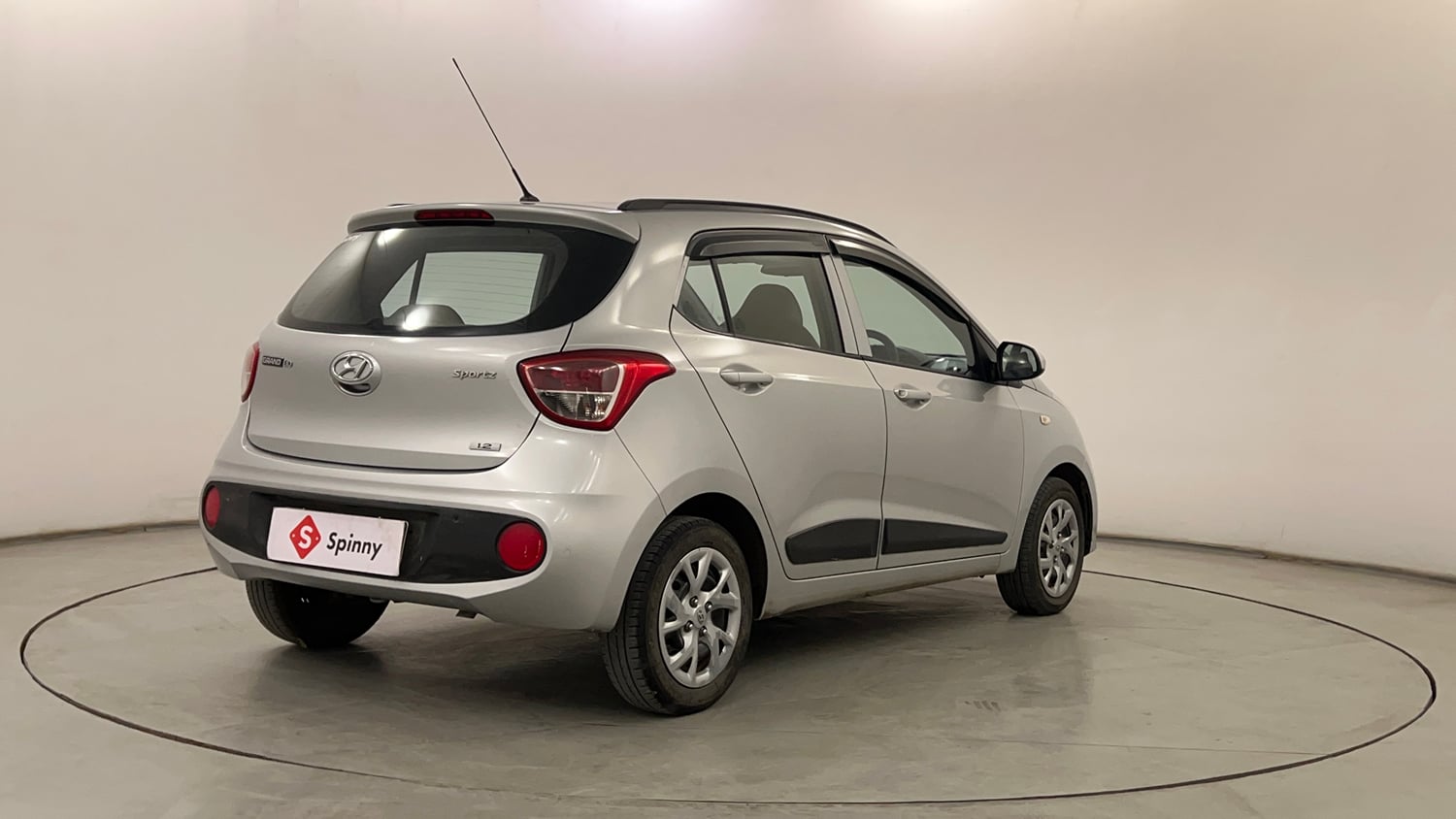 Used 2017 Hyundai Grand i10 Sportz 1.2 Kappa VTVT Petrol Manual exterior RIGHT REAR CORNER VIEW